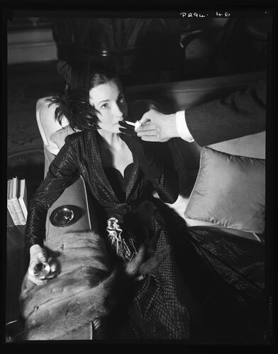 NP_NP05E2_1949_002A: Wenda Parkinson