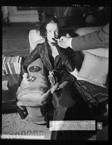 NP_NP05E2_1949_002B: Wenda Parkinson