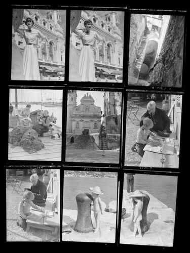 NP_NP05E2_1949_010D: 1949 Vogue