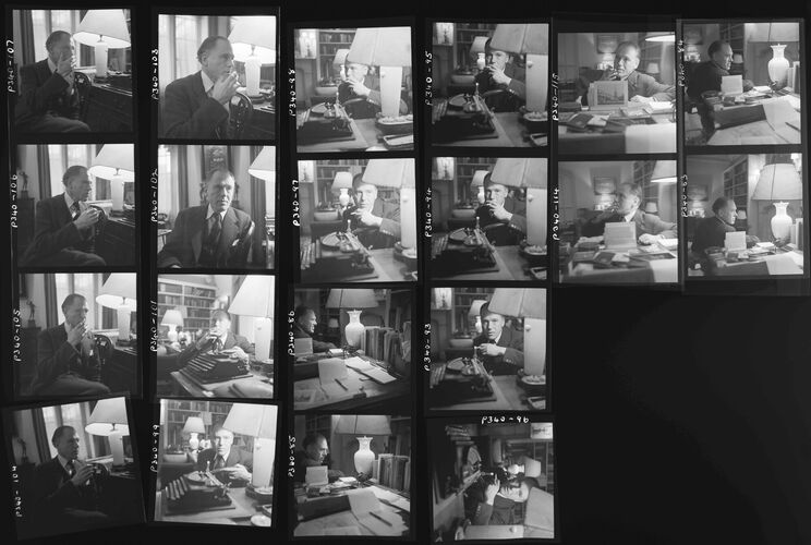 NP_NP05E2_1949_027: 1949 Vogue