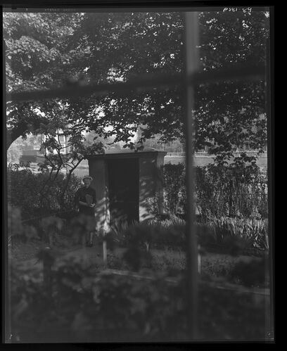 NP_NP05E2_1950_036: Audrey Withers