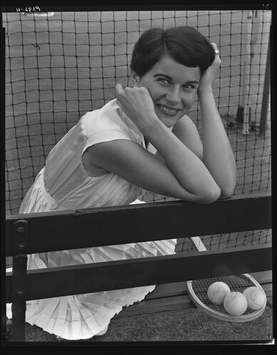 NP_NP05E2_1950_041C: Miss Miller