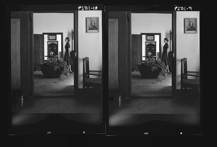 NP_NP05E2_1951_033C: 1950s Vogue