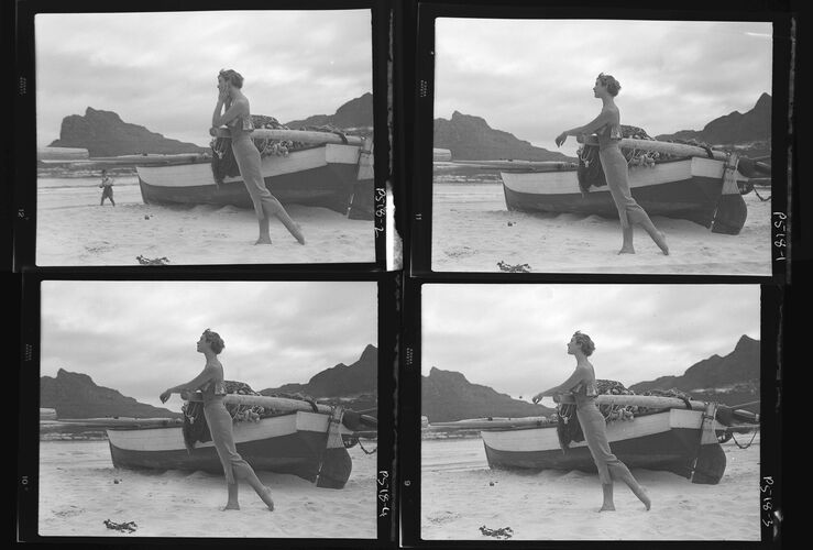 NP_NP05E2_1951_045A: Boats