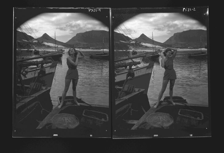 NP_NP05E2_1951_047D: 1950s Vogue