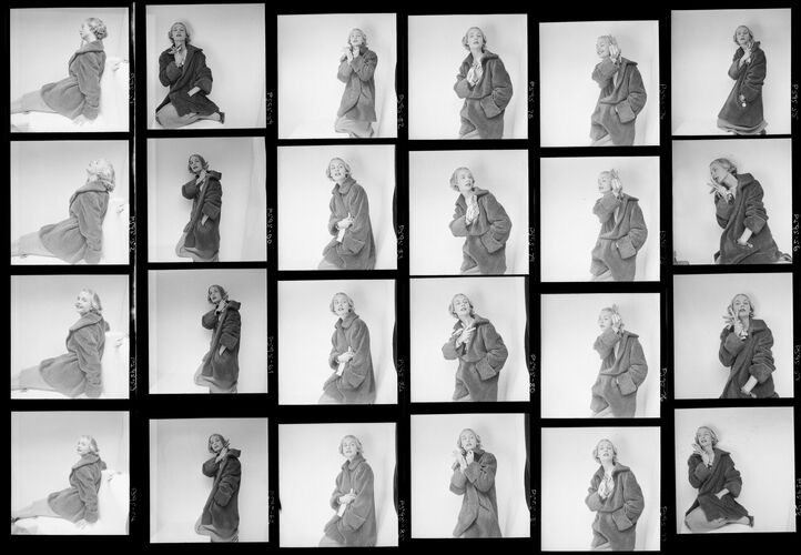 NP_NP05E2_1951_067C: 1950s Vogue