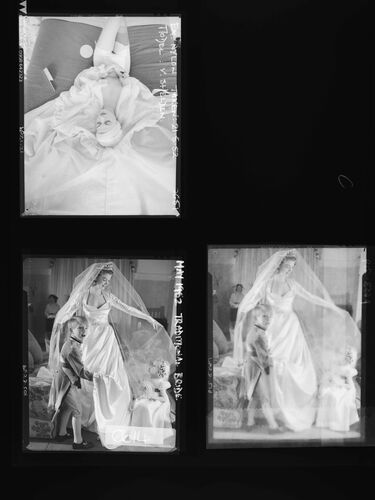 NP_NP05E3_1952_008: The Traditional Bride, Vogue May 1952