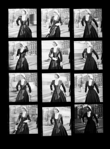 NP_NP05E3_1952_017E: 1950s Vogue