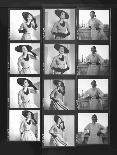 NP_NP05E3_1952_017K: 1950s Vogue