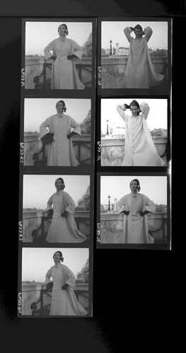 NP_NP05E3_1952_017L: 1950s Vogue