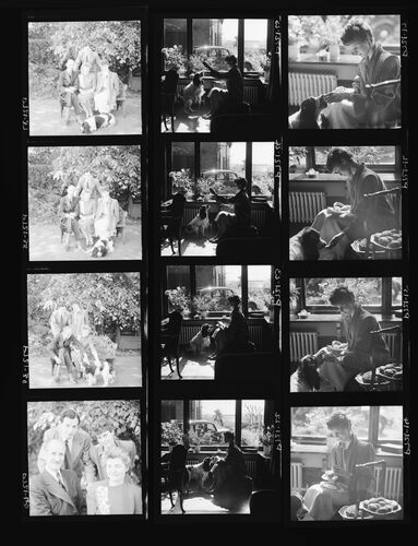 NP_NP05E3_1952_020D: Miss Martin