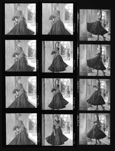 NP_NP05E3_1952_026A: 1950s Vogue