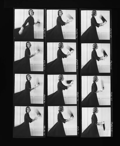 NP_NP05E3_1952_071F: 1950s Vogue