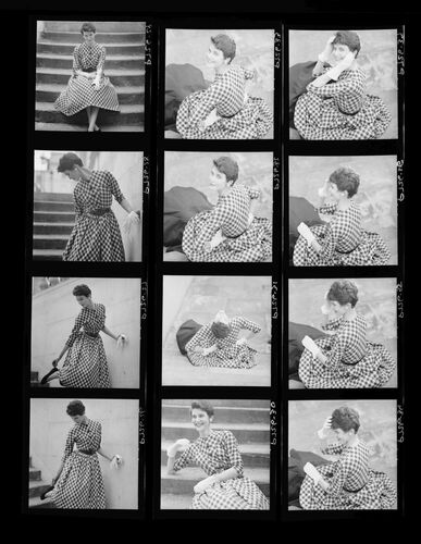 NP_NP05E3_1952_083D: 1950s Vogue