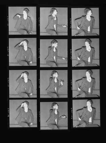 NP_NP05E3_1952_107F: 1950s Vogue