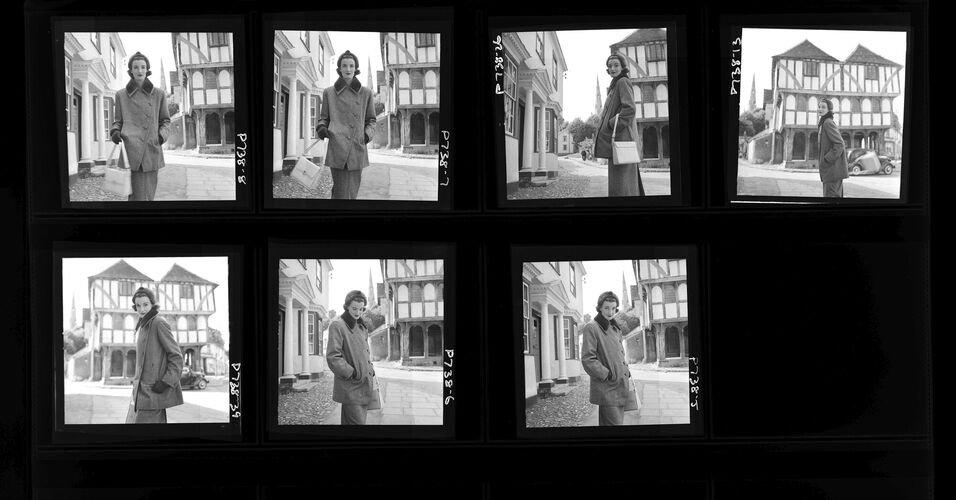 NP_NP05E3_1952_112: 1950s Vogue