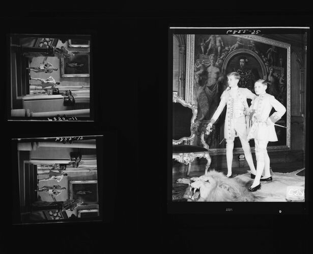 NP_NP05E3_1952_117: 1950s Vogue, Coronation