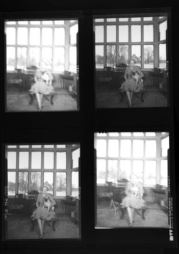 NP_NP05E3_1953_024: Mrs Shuttleworth,  Feb 1953 Vogue