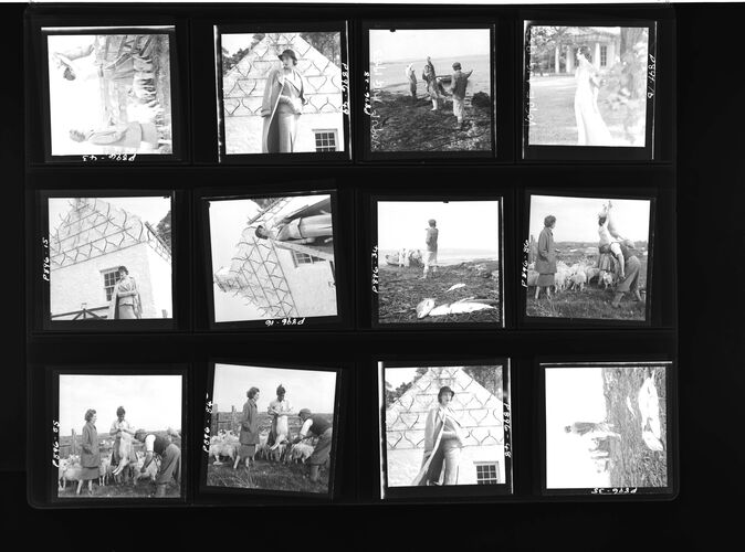 NP_NP05E3_1953_053: Scotland, Vogue June 1953