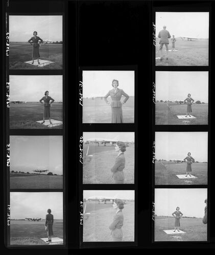 NP_NP05E3_1953_064: 1950s Vogue