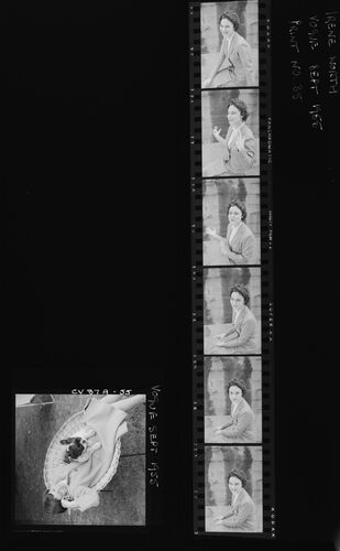 NP_NP05E3_1954_040: 1950s Vogue