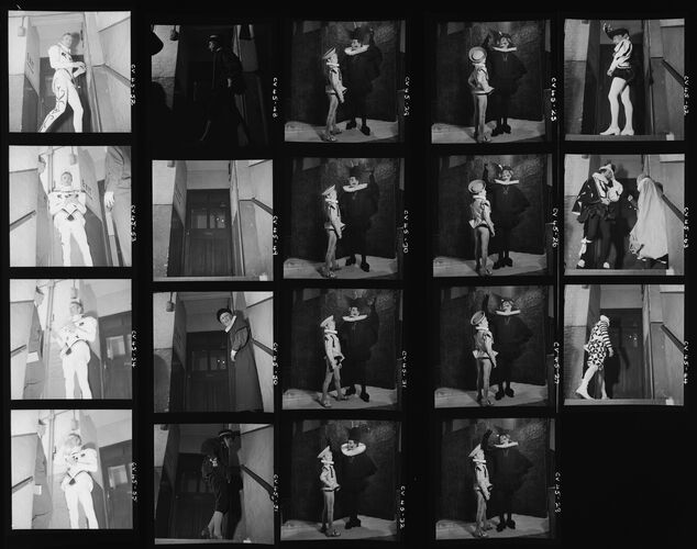 NP_NP05E3_1954_31A: 1950s Vogue