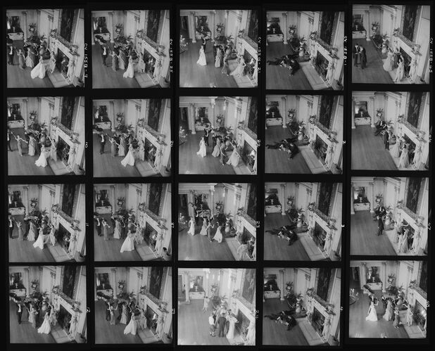 NP_NP05E3_1956_014C: 1950s Vogue