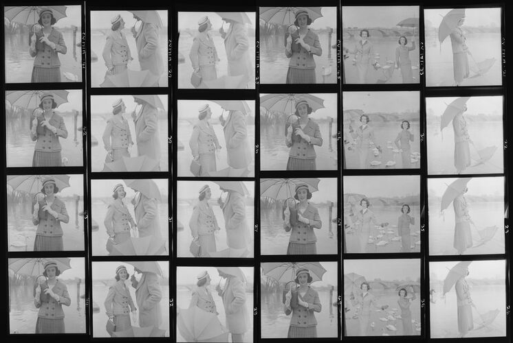 NP_NP05E3_1956_017B: 1950s Vogue