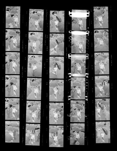 NP_NP05E3_1956_031A: India Vogue November 1956