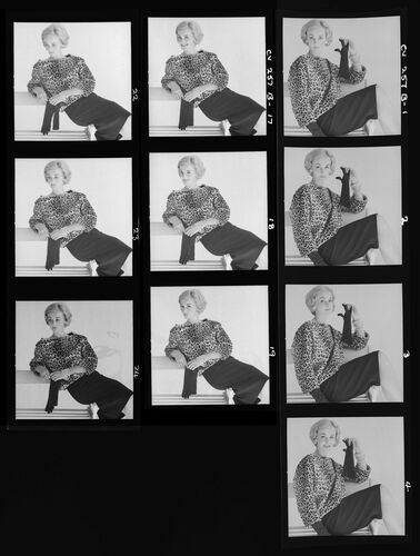 NP_NP05E3_1958_020B: 1950s Vogue