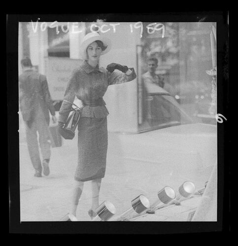 NP_NP05E3_1959_012: 1950s Vogue
