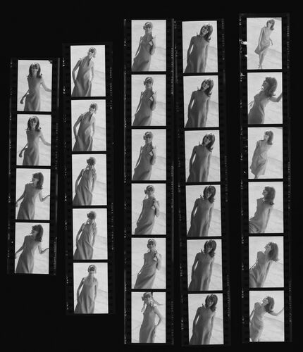 NP_NP05E4_008: 1960s Vogue