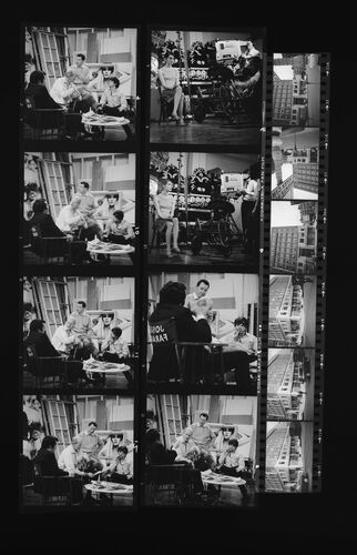 NP_NP05E4_068: 1960s Vogue