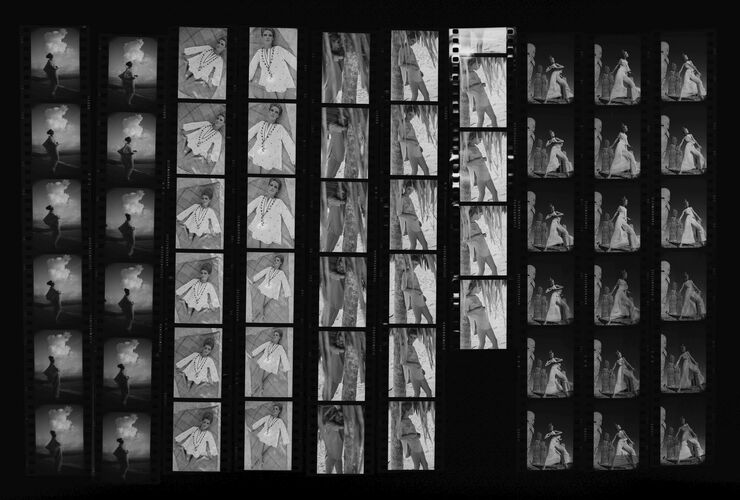 NP_NP05E4_079: 1960s Vogue