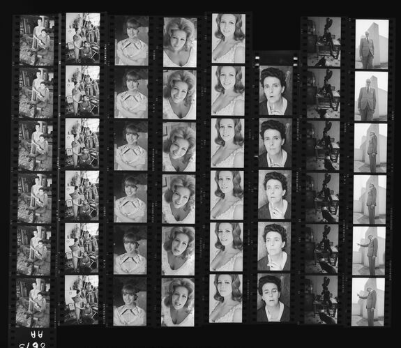 NP_NP05E4_086: 1960s Vogue