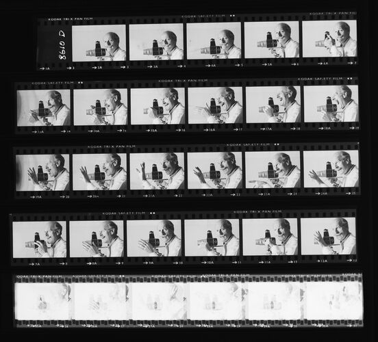 NP_NP05E4_088: 1960s Vogue