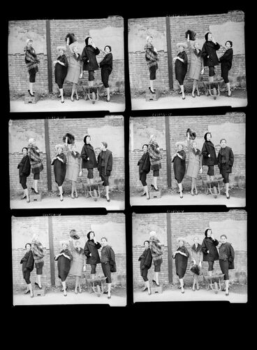 NP_NP05E4_1957_014C: London Docklands