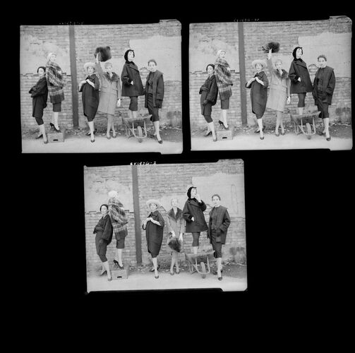 NP_NP05E4_1957_014D: London Docklands