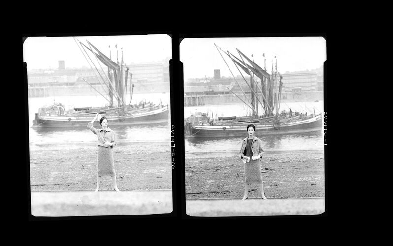 NP_NP05E4_1957_017A2: 'London Fashion Scene'