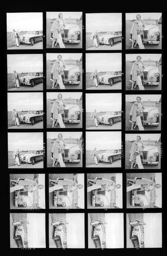 NP_NP05E4_1957_037: Vogue BW 1957