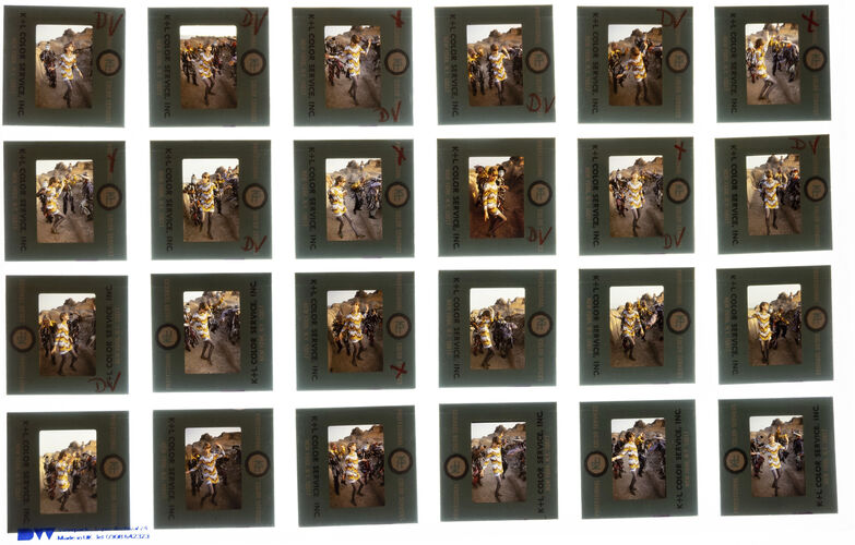 NP_NP06F3_037: Dolores Wettach