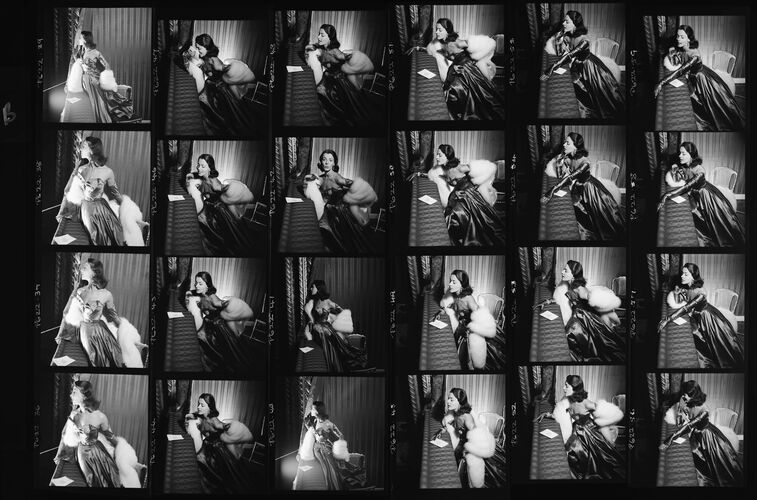 NP_NP06G1_1951_21B: Australian Vogue, 1951