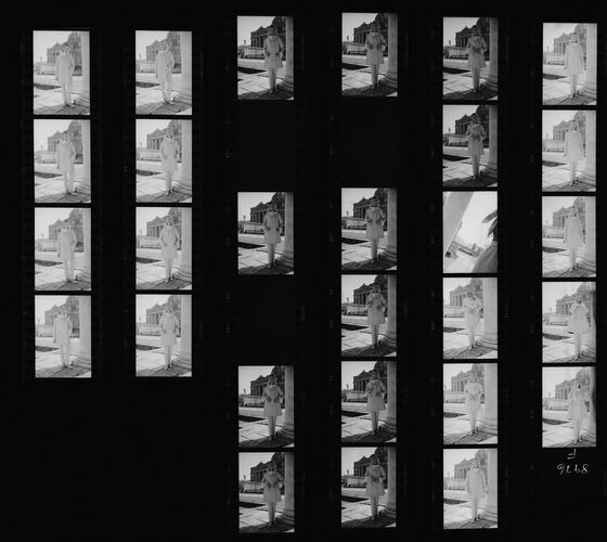 NP_NP06G2_003: 1960s Vogue