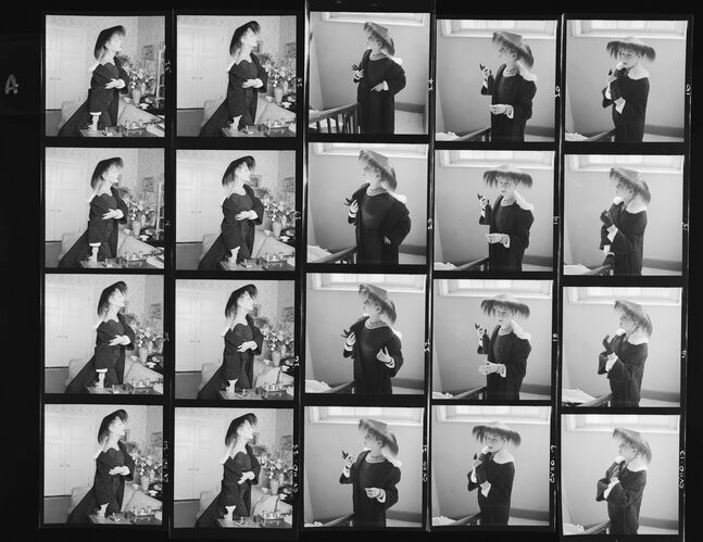 NP_NP06G2_1955_004A: 1950s Vogue