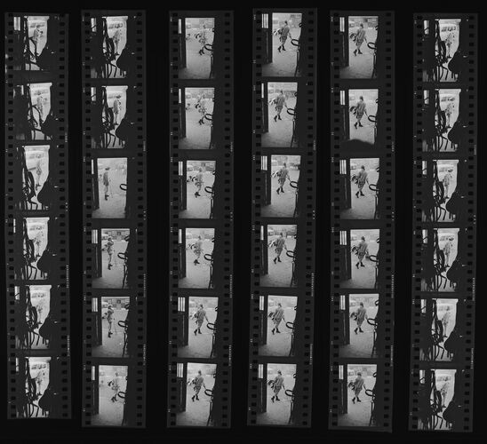 NP_NP06G2_1955_010A: 1950s Vogue