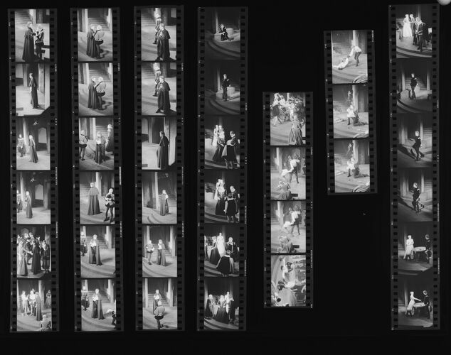 NP_NP06G2_1955_012E: 1950s Vogue