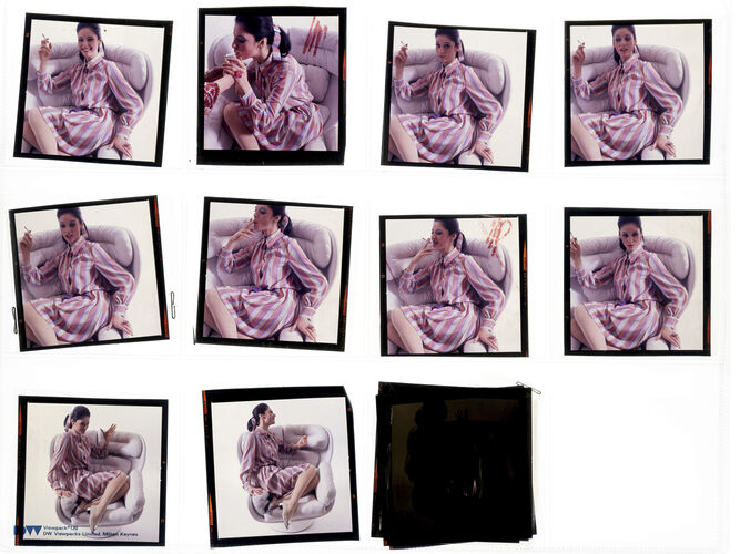 NP_NP07G4_077: 1960s Vogue