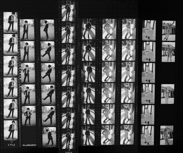 NP_NP09A_026: 1960s Vogue