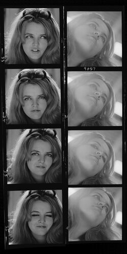 NP_NP09A_027: 1960s Vogue