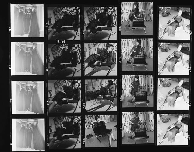 NP_NP09A_075: 1960s Vogue